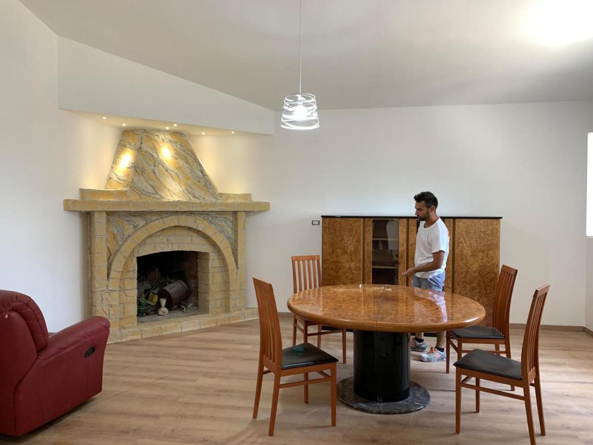 Вилла Gio' House Феррандина Экстерьер фото
